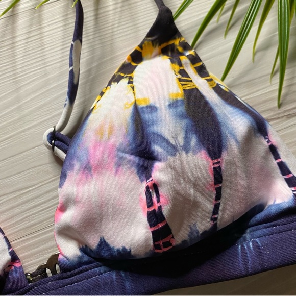 Maaji โ๏ธ Tie Dye Salmon + Navy Blue Fixed Triangle Bikini Top - Picture 2 of 9